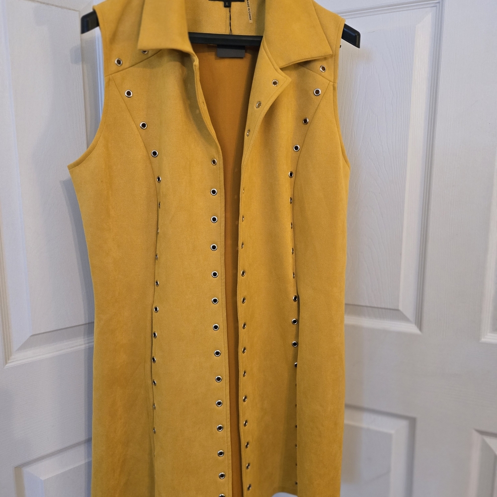 NWT Radzoli Mustard Yellow Vest